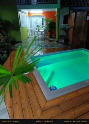 Studio charmant Le Marin avec piscine privée